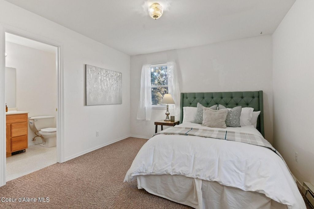 71 Freeman Ln, Hope, ID 83836 photo 12