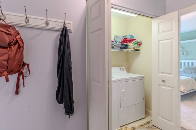 102 Greenview Terrace, Middletown, CT 06457