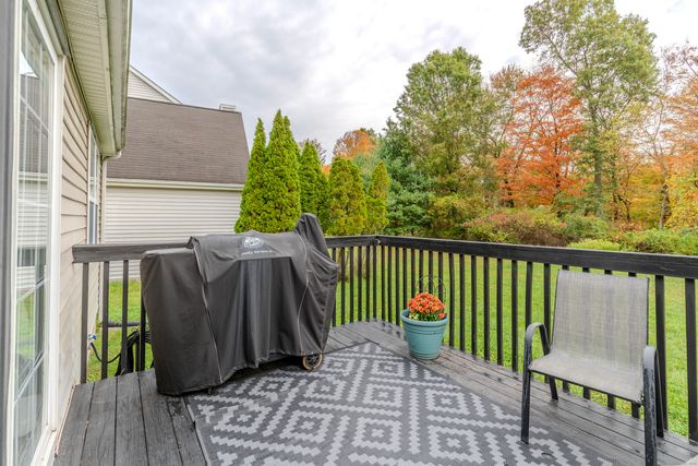 102 Greenview Terrace, Middletown, CT 06457