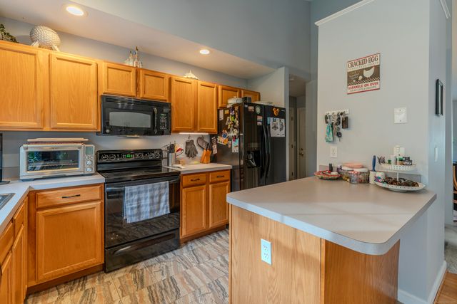 102 Greenview Terrace, Middletown, CT 06457