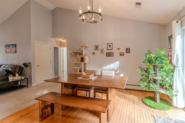 102 Greenview Terrace, Middletown, CT 06457