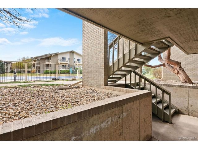 695 Manhattan Dr 5, Boulder, CO 80303