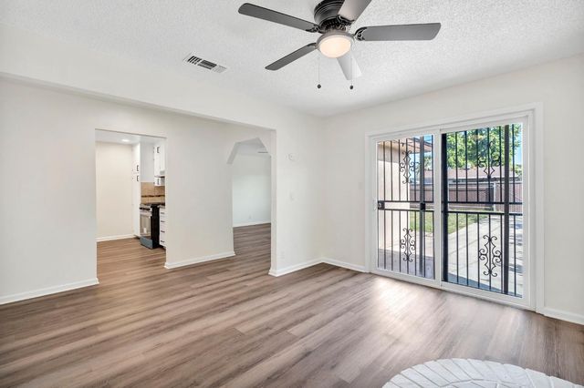 2544 W Dakota Avenue, Fresno, CA 93705