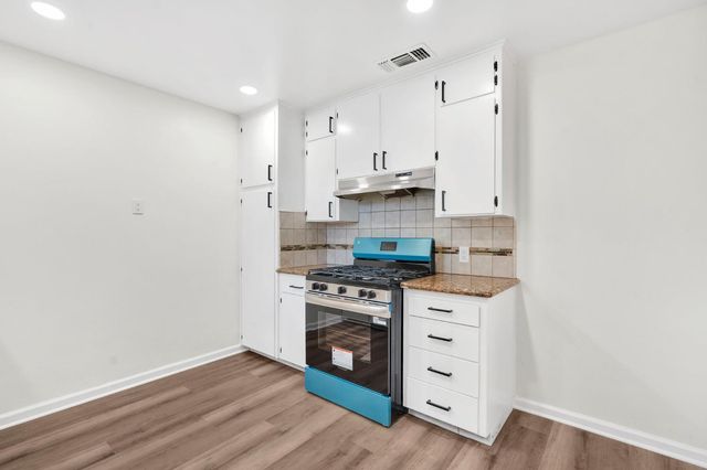 2544 W Dakota Avenue, Fresno, CA 93705