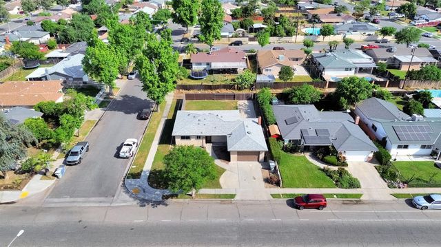 2544 W Dakota Avenue, Fresno, CA 93705