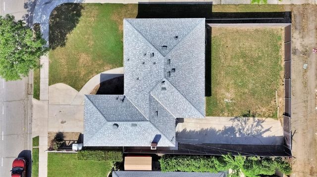 2544 W Dakota Avenue, Fresno, CA 93705