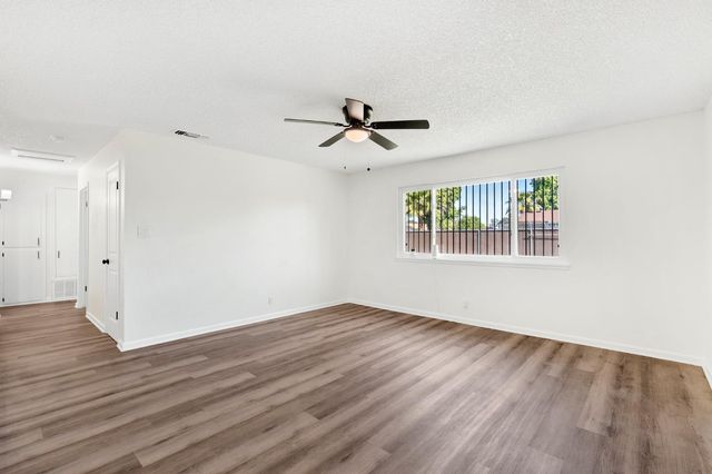 2544 W Dakota Avenue, Fresno, CA 93705