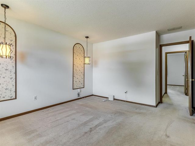5704 NW 83rd Street, Oklahoma City, OK 73132