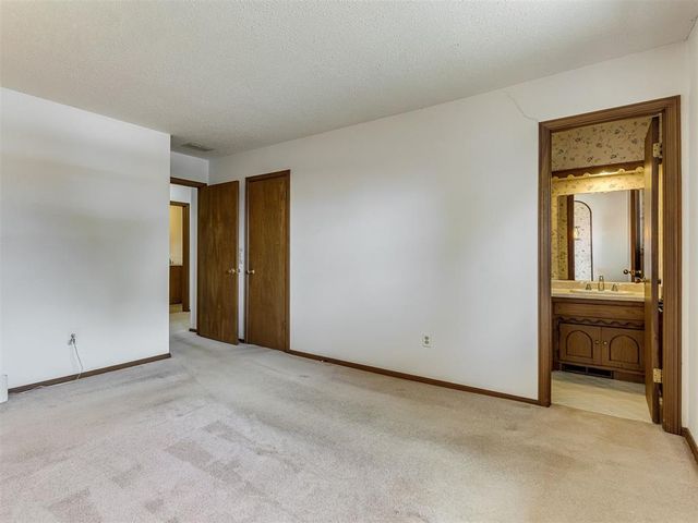 5704 NW 83rd Street, Oklahoma City, OK 73132