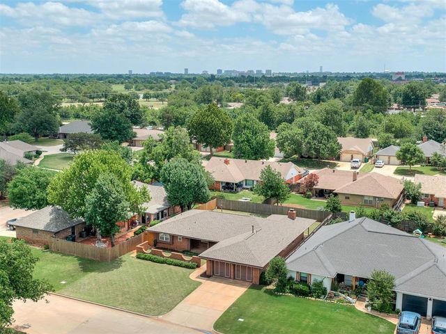 5704 NW 83rd Street, Oklahoma City, OK 73132