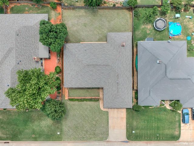 5704 NW 83rd Street, Oklahoma City, OK 73132