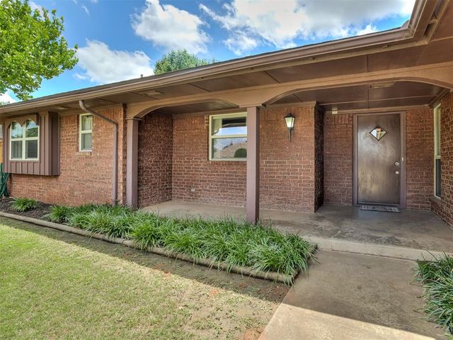 5704 NW 83rd Street, Oklahoma City, OK 73132