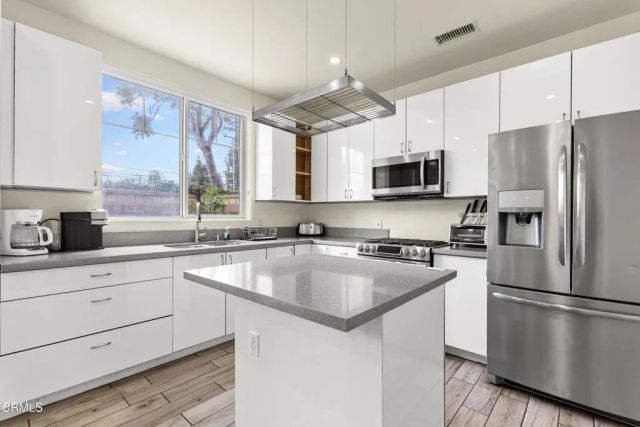 14412 Harvest Moon Drive, Sylmar, CA 91342