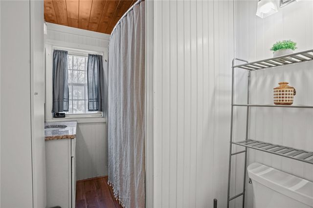 168 Knotty Oak Road, Coventry, RI 02816