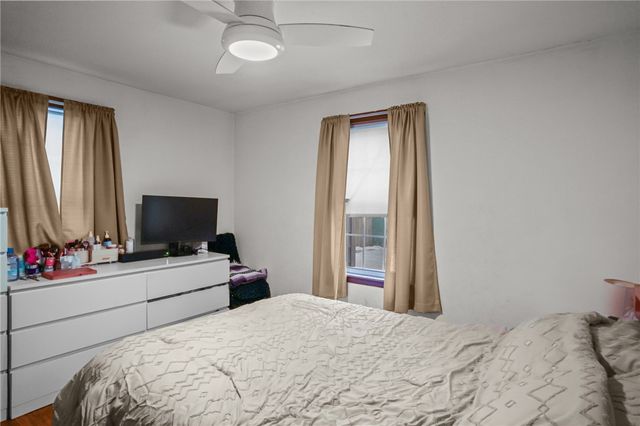 168 Knotty Oak Road, Coventry, RI 02816