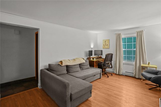 168 Knotty Oak Road, Coventry, RI 02816