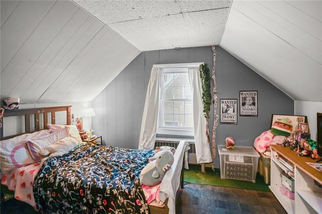 168 Knotty Oak Road, Coventry, RI 02816