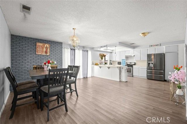 15811 Hercules, Victorville, CA 92345