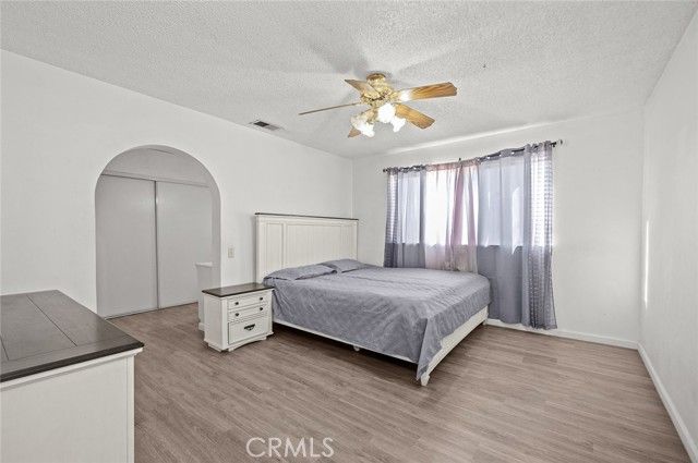 15811 Hercules, Victorville, CA 92345