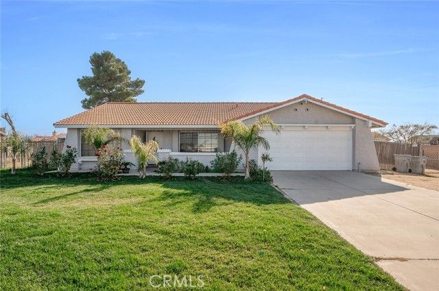 15811 Hercules, Victorville, CA 92345