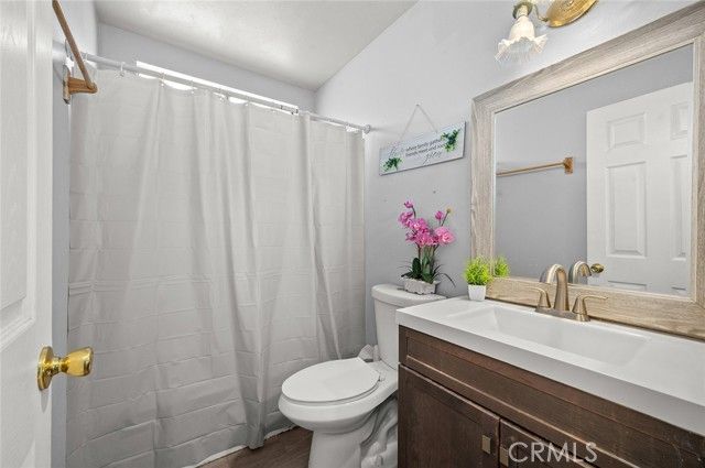 15811 Hercules, Victorville, CA 92345