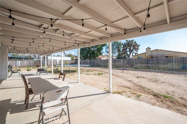 15811 Hercules, Victorville, CA 92345