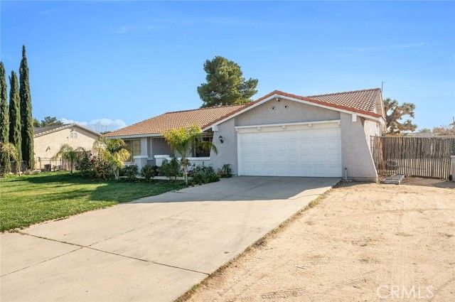 15811 Hercules, Victorville, CA 92345