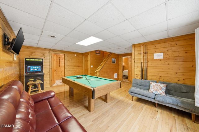 3542 Country Pines Way, Sevierville, TN 37876