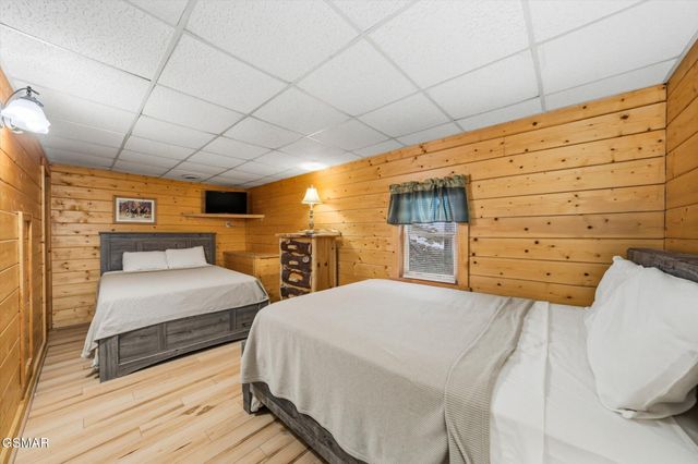 3542 Country Pines Way, Sevierville, TN 37876