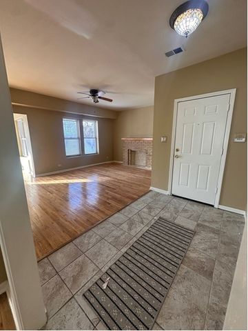 7223 S Euclid Avenue 1C, Chicago, IL 60649