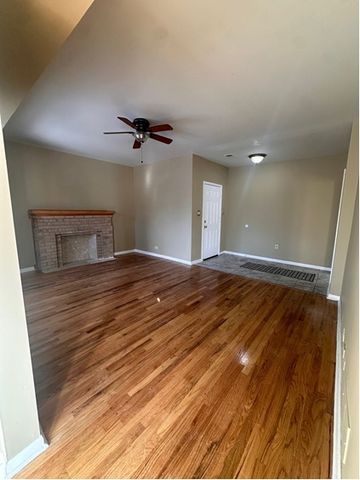 7223 S Euclid Avenue 1C, Chicago, IL 60649