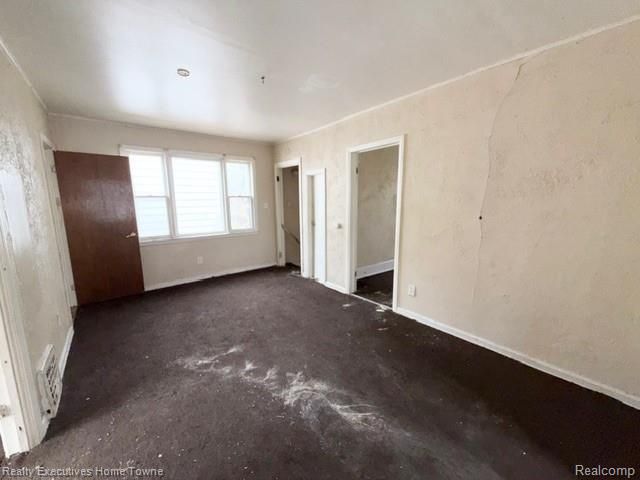 18960 Hamburg Street, Detroit, MI 48205