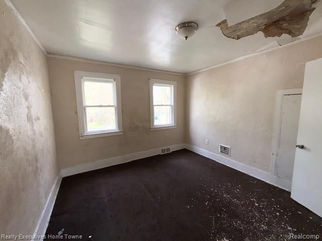 18960 Hamburg Street, Detroit, MI 48205