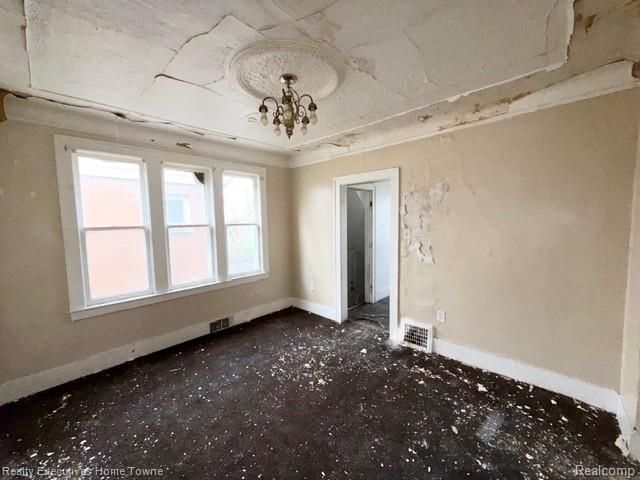 18960 Hamburg Street, Detroit, MI 48205