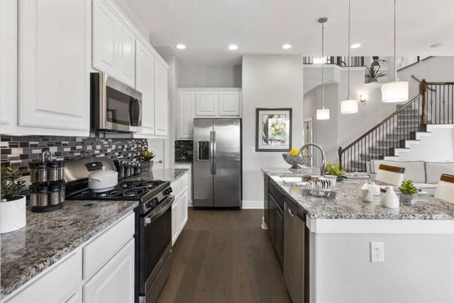 1558 Harwell LOOP, Kyle, TX 78640
