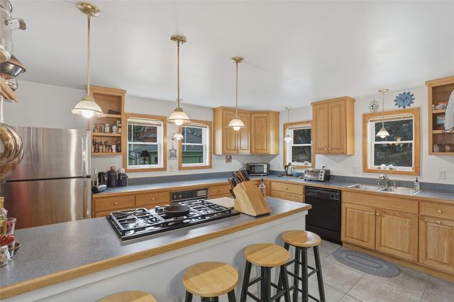 712 Ronalds Street, Iowa City, IA 52245