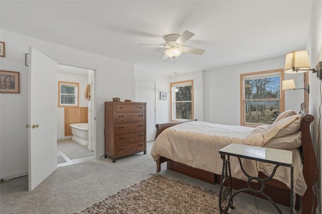 712 Ronalds Street, Iowa City, IA 52245