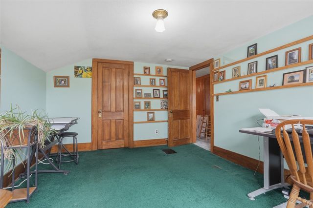 712 Ronalds Street, Iowa City, IA 52245