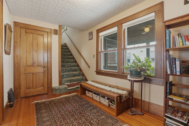 712 Ronalds Street, Iowa City, IA 52245