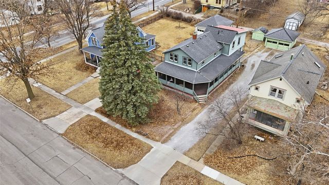 712 Ronalds Street, Iowa City, IA 52245