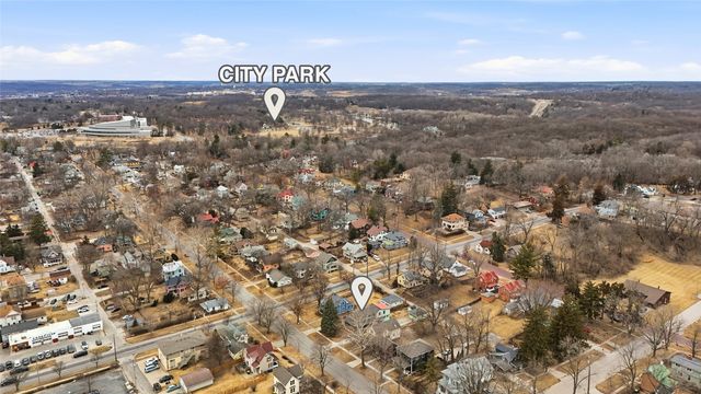 712 Ronalds Street, Iowa City, IA 52245