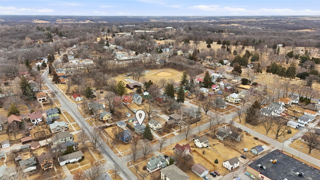 712 Ronalds Street, Iowa City, IA 52245