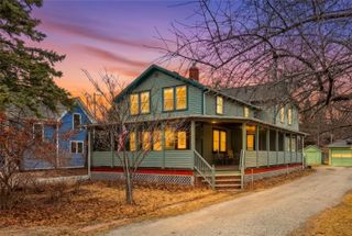 712 Ronalds Street, Iowa City, IA 52245