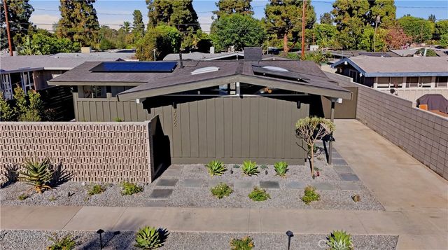 3062 Lees, Long Beach, CA 90808