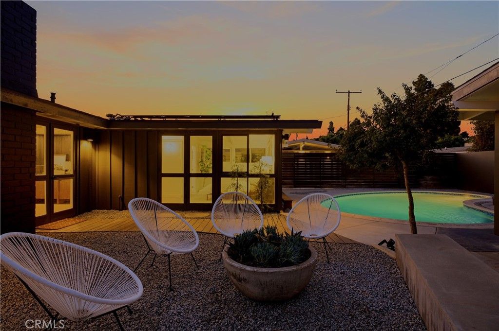 Image 24 of property listing at 3062 Lees, Long Beach, CA 90808
