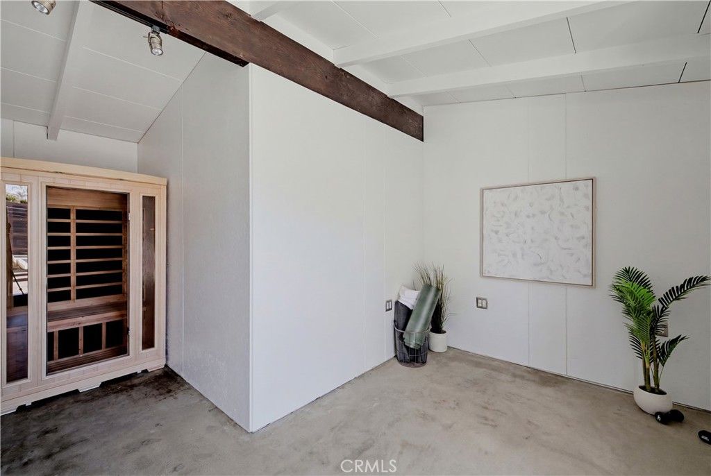 Image 30 of property listing at 3062 Lees, Long Beach, CA 90808