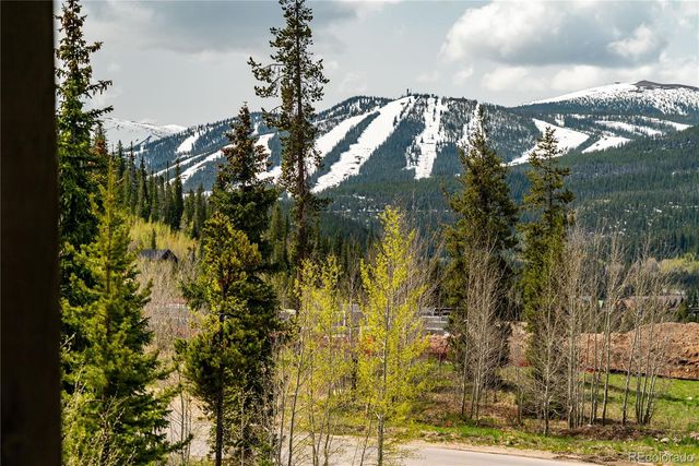 15 Discovery Lane, Fraser, CO 80442