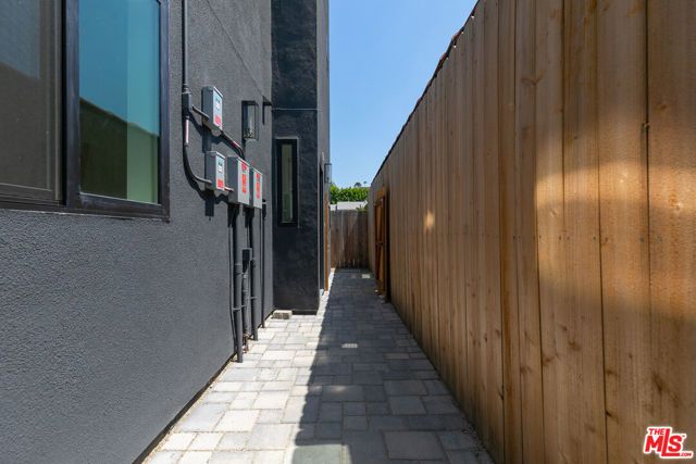 3417 Bellevue Avenue, Los Angeles, CA 90026