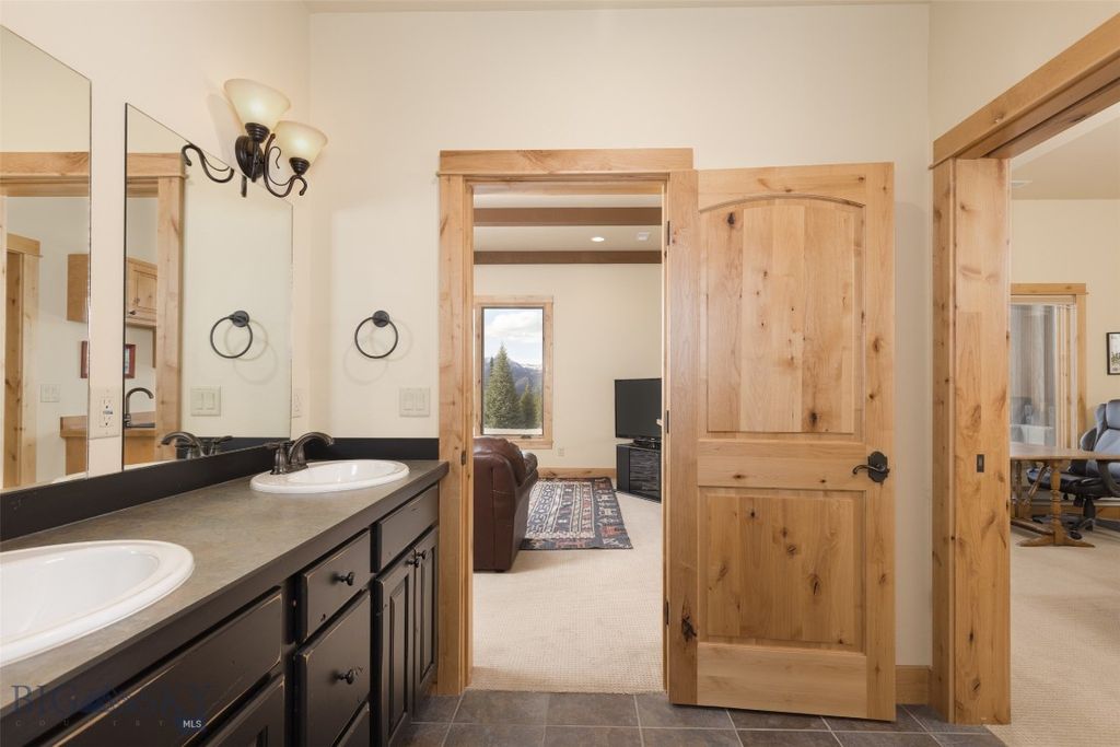 165 Trophy Bull, Gallatin Gateway, MT 59730 photo 46