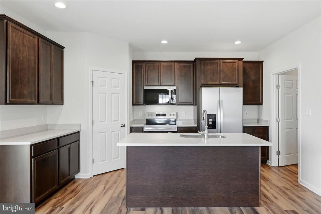 619 FARMINGTON BLVD, Winchester, VA 22602